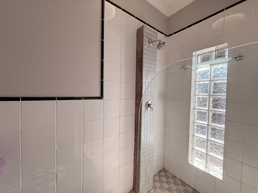 4 Bedroom Property for Sale in Signal Hill KwaZulu-Natal