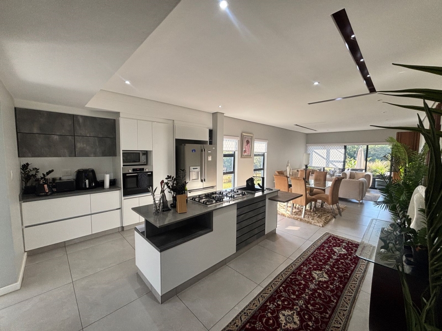 To Let 3 Bedroom Property for Rent in Palm Lakes Estate KwaZulu-Natal