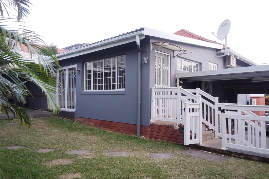 To Let 3 Bedroom Property for Rent in Essenwood KwaZulu-Natal