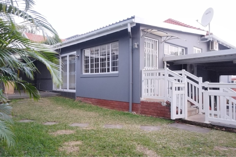 To Let 3 Bedroom Property for Rent in Essenwood KwaZulu-Natal