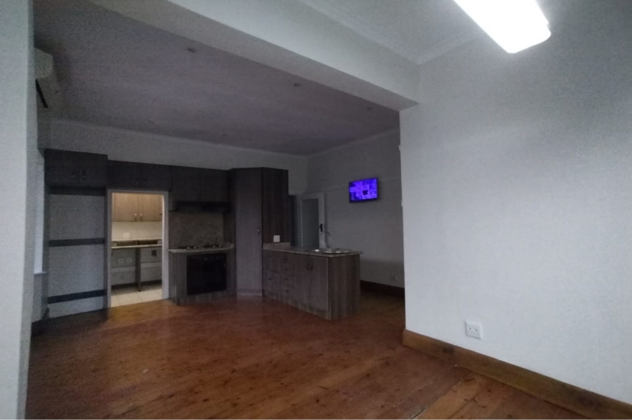 To Let 3 Bedroom Property for Rent in Essenwood KwaZulu-Natal