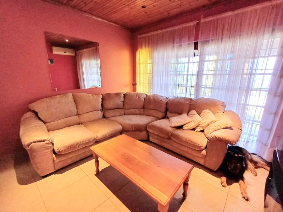 3 Bedroom Property for Sale in High Ridge KwaZulu-Natal