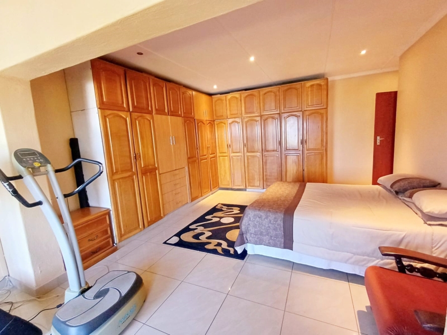 3 Bedroom Property for Sale in High Ridge KwaZulu-Natal