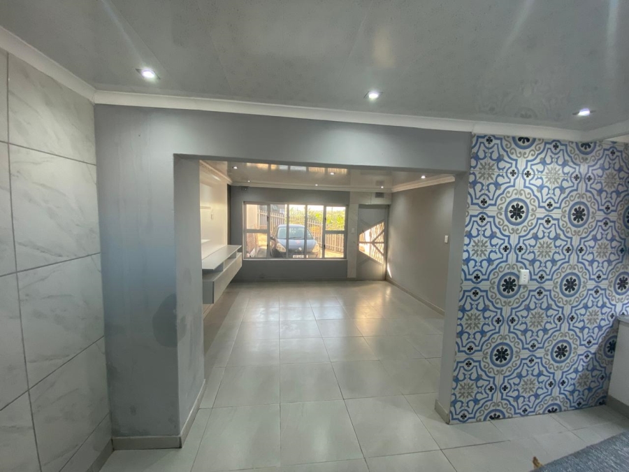 3 Bedroom Property for Sale in Fairbreeze KwaZulu-Natal