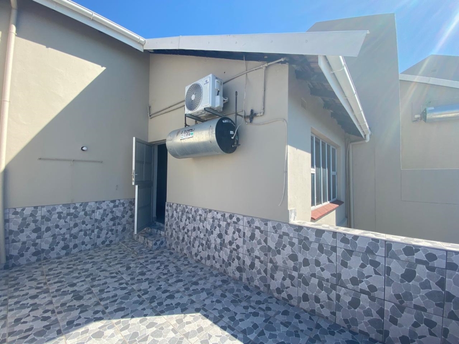 3 Bedroom Property for Sale in Fairbreeze KwaZulu-Natal