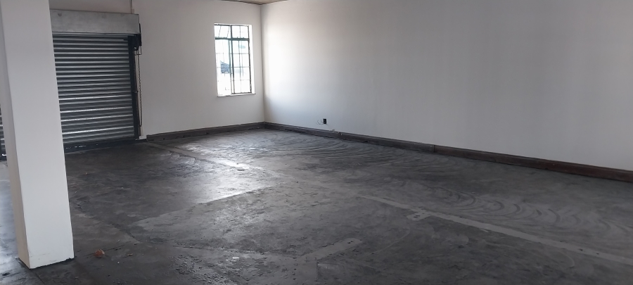 To Let Commercial Property for Rent in Kloof KwaZulu-Natal