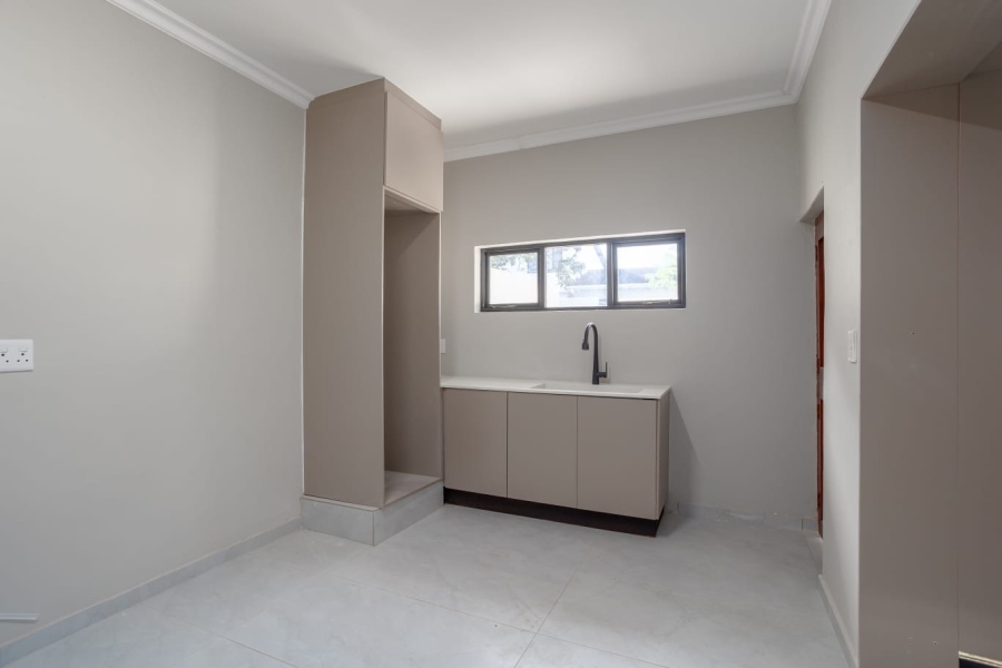 3 Bedroom Property for Sale in Umtentweni KwaZulu-Natal