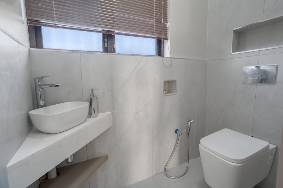 3 Bedroom Property for Sale in Umtentweni KwaZulu-Natal
