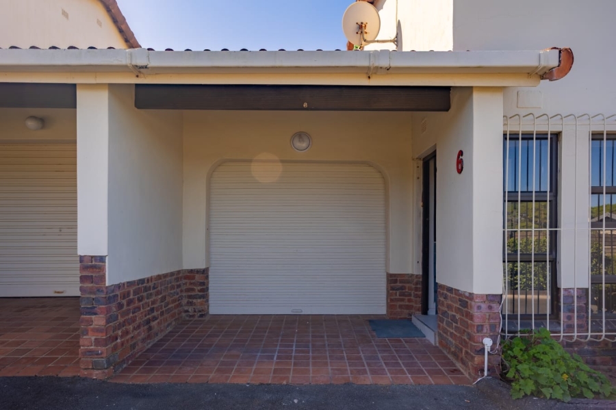 3 Bedroom Property for Sale in Umtentweni KwaZulu-Natal