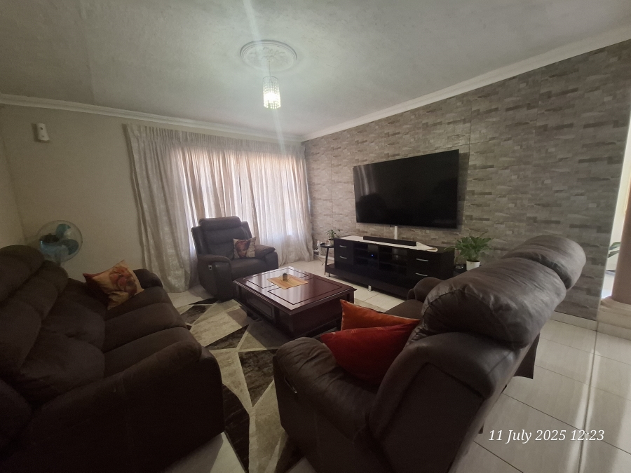 3 Bedroom Property for Sale in Ncandu Park KwaZulu-Natal