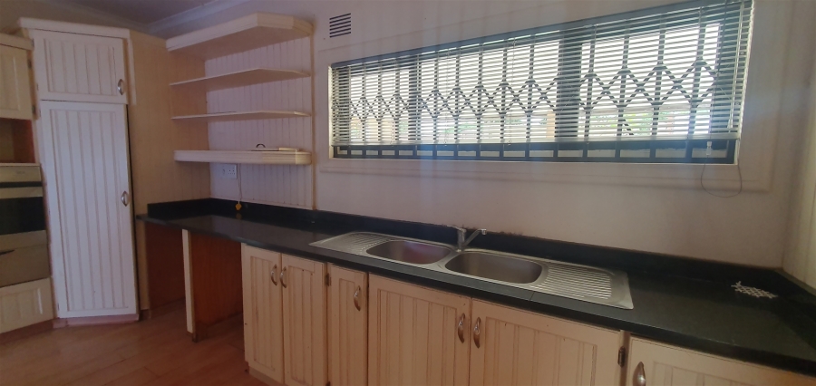4 Bedroom Property for Sale in Richem KwaZulu-Natal