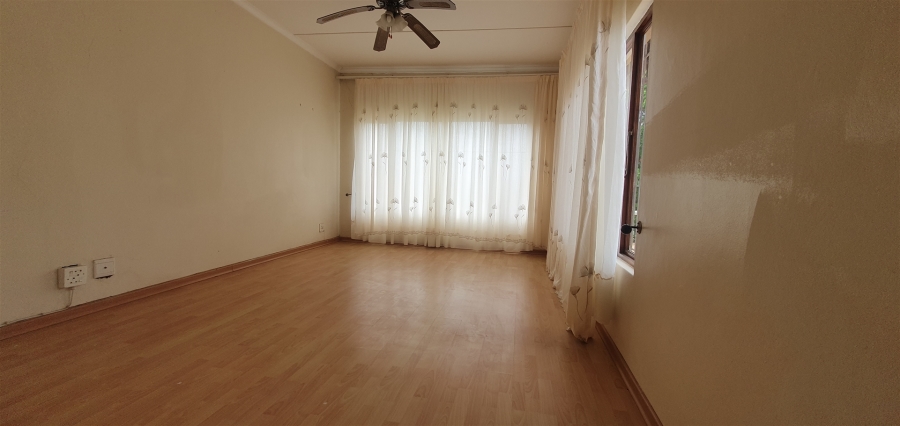 4 Bedroom Property for Sale in Richem KwaZulu-Natal