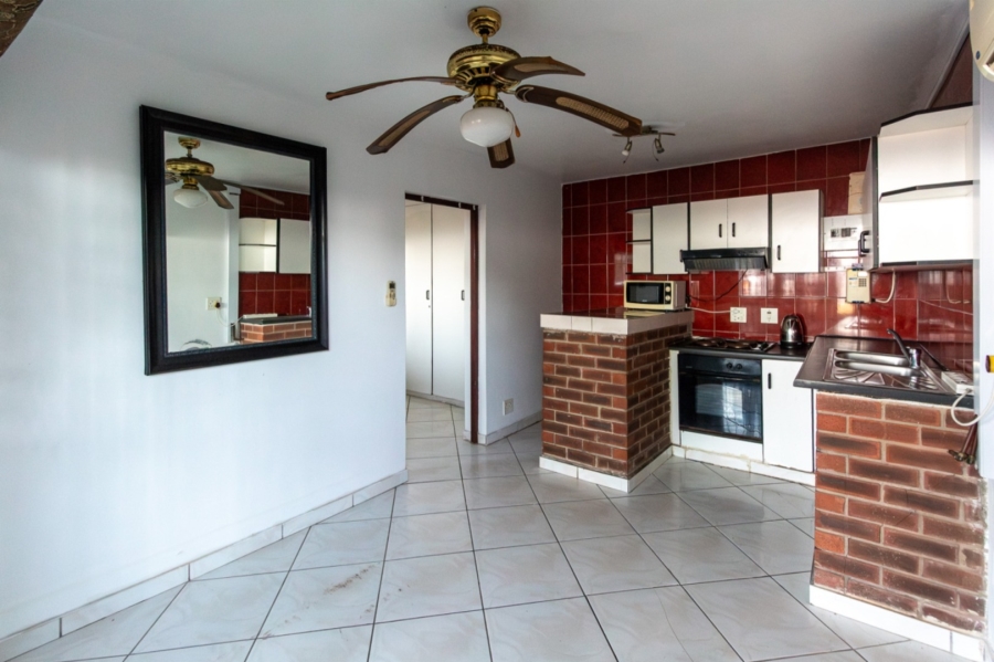 8 Bedroom Property for Sale in Ocean View KwaZulu-Natal