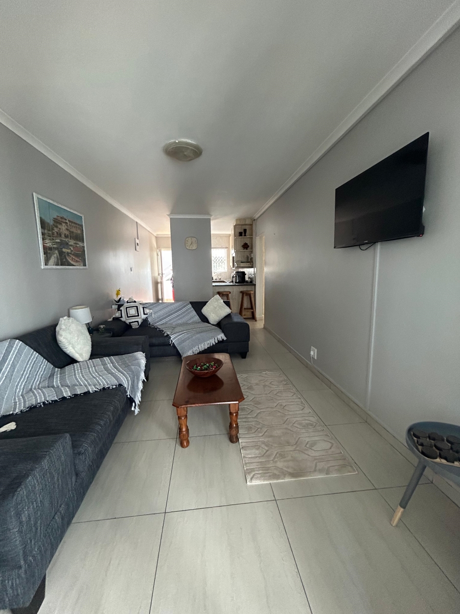 2 Bedroom Property for Sale in Amanzimtoti KwaZulu-Natal