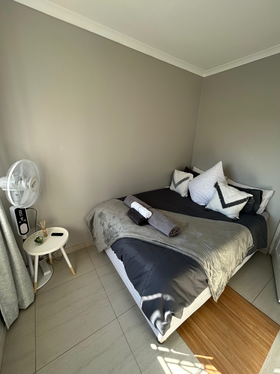 2 Bedroom Property for Sale in Amanzimtoti KwaZulu-Natal