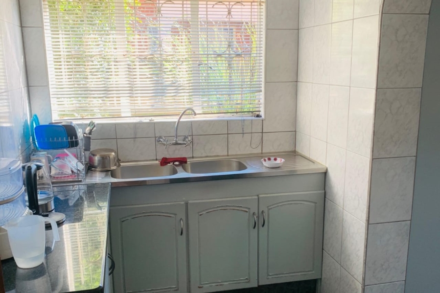 4 Bedroom Property for Sale in Acaciaville KwaZulu-Natal