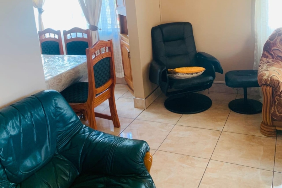 4 Bedroom Property for Sale in Acaciaville KwaZulu-Natal