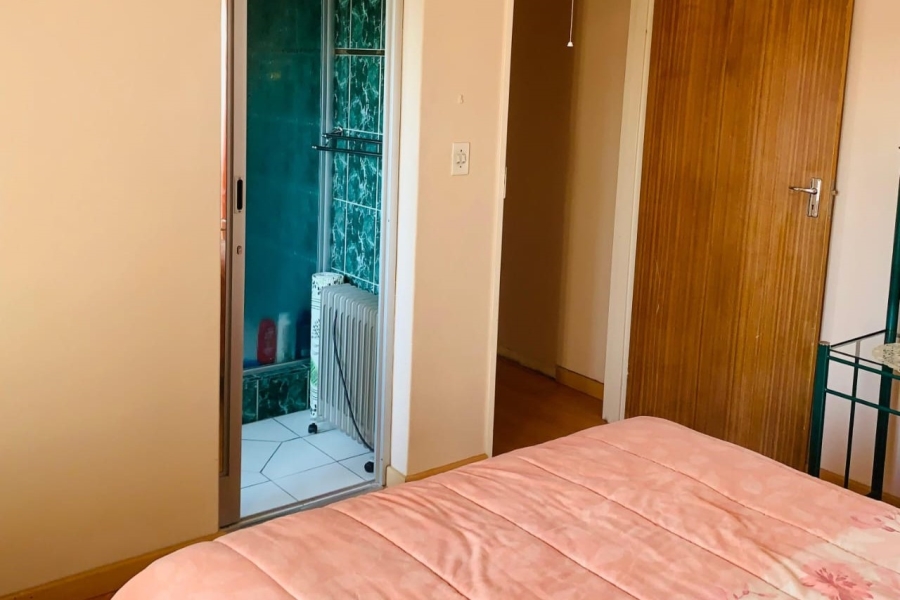 4 Bedroom Property for Sale in Acaciaville KwaZulu-Natal
