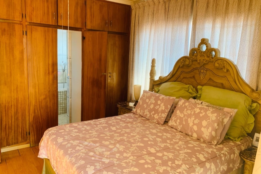 4 Bedroom Property for Sale in Acaciaville KwaZulu-Natal