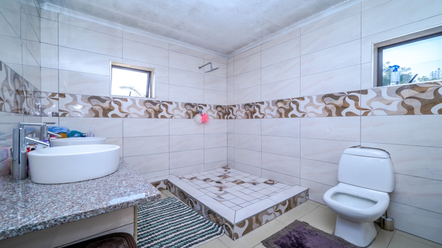 4 Bedroom Property for Sale in Woodlands KwaZulu-Natal