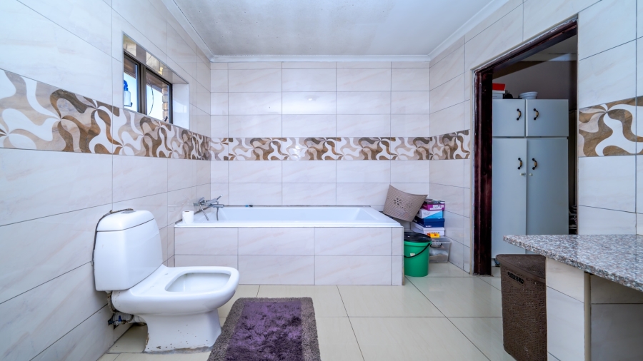 4 Bedroom Property for Sale in Woodlands KwaZulu-Natal