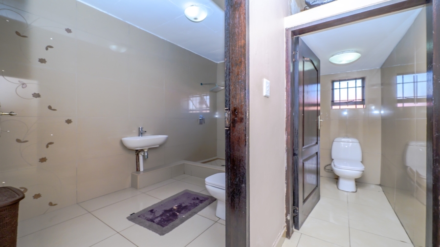 4 Bedroom Property for Sale in Woodlands KwaZulu-Natal