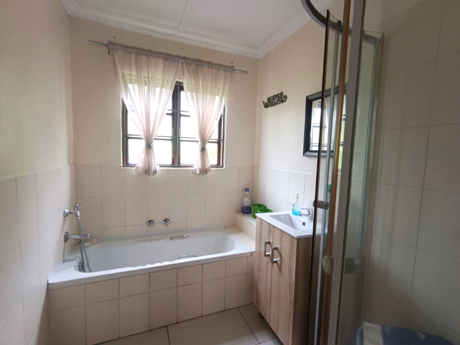 To Let 2 Bedroom Property for Rent in Meer En See KwaZulu-Natal