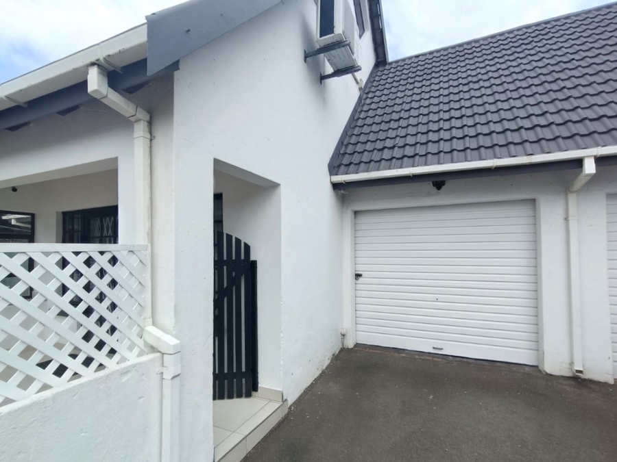 To Let 2 Bedroom Property for Rent in Meer En See KwaZulu-Natal