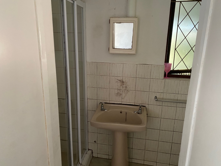 To Let 3 Bedroom Property for Rent in Lester Park KwaZulu-Natal