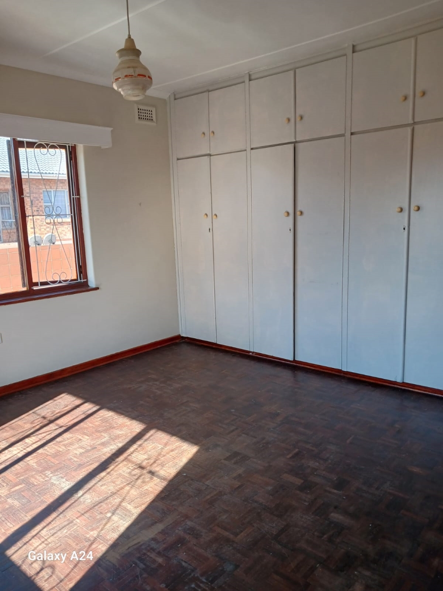 To Let 2 Bedroom Property for Rent in Bluff KwaZulu-Natal