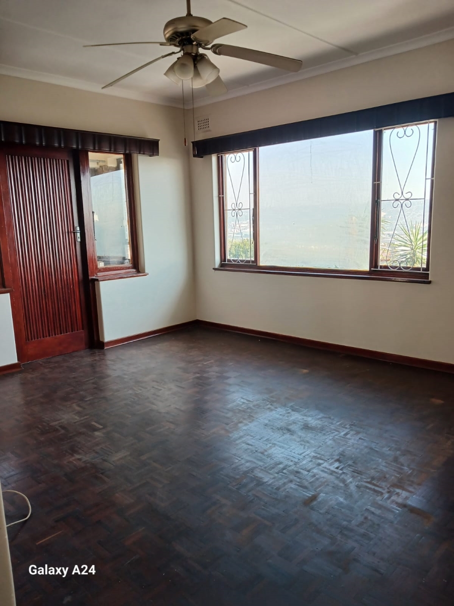 To Let 2 Bedroom Property for Rent in Bluff KwaZulu-Natal