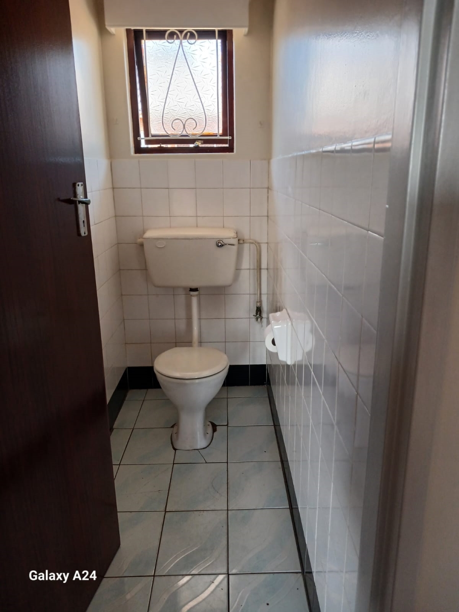 To Let 2 Bedroom Property for Rent in Bluff KwaZulu-Natal