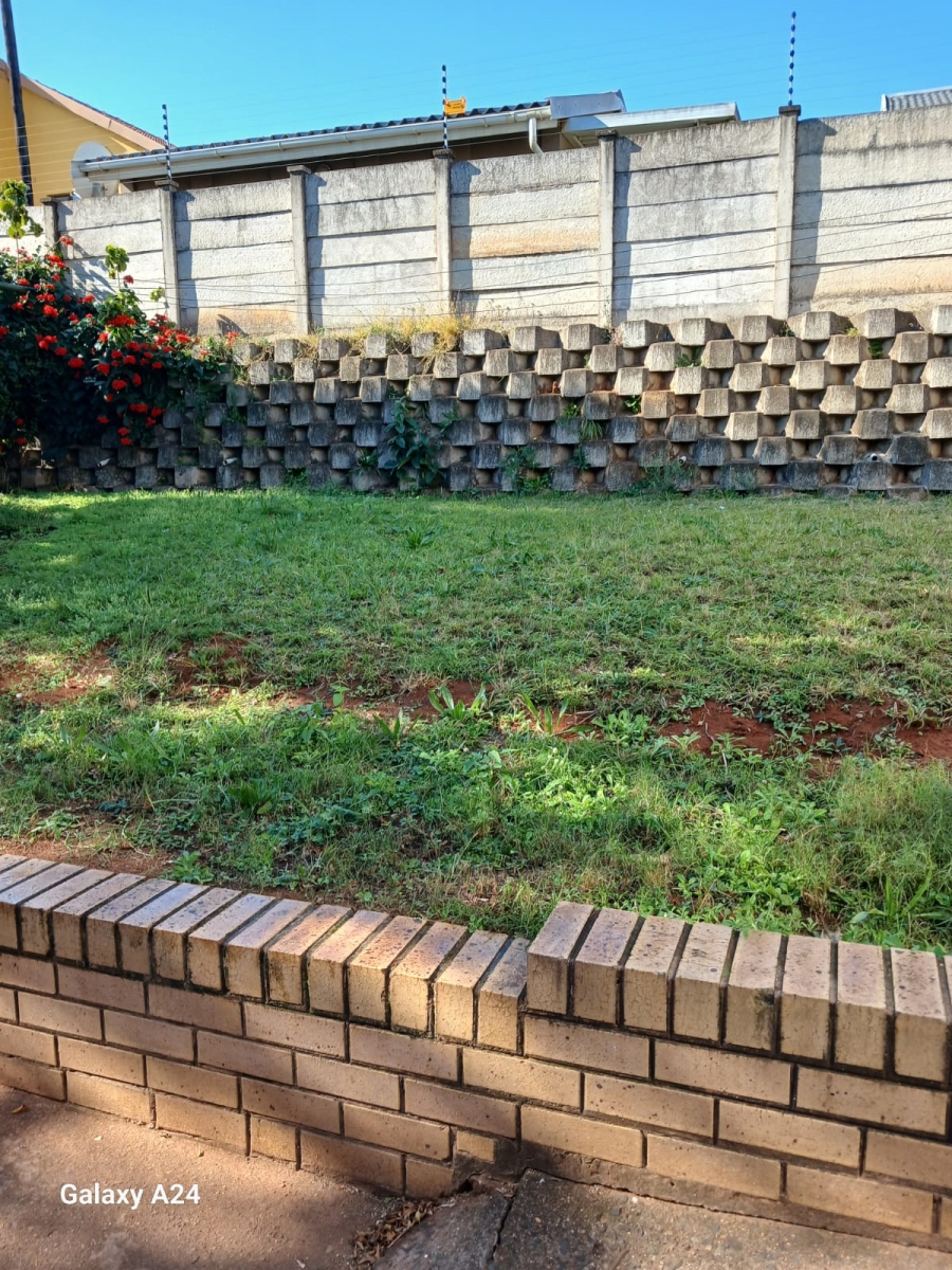 To Let 2 Bedroom Property for Rent in Bluff KwaZulu-Natal