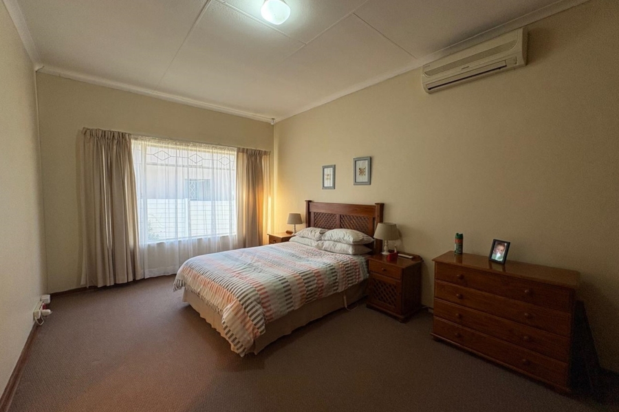 3 Bedroom Property for Sale in Huttenheights KwaZulu-Natal