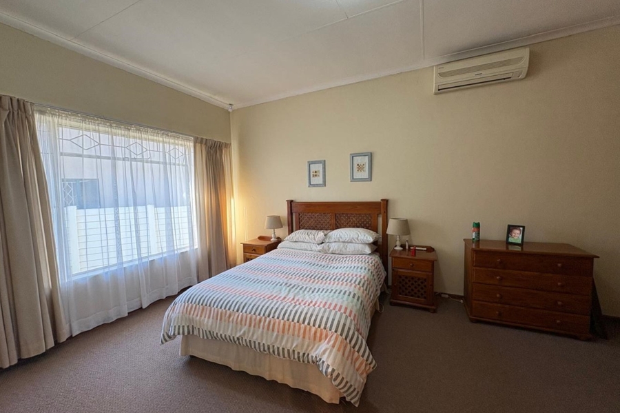 3 Bedroom Property for Sale in Huttenheights KwaZulu-Natal