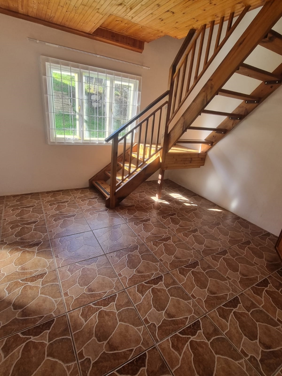 To Let 4 Bedroom Property for Rent in Assagay KwaZulu-Natal