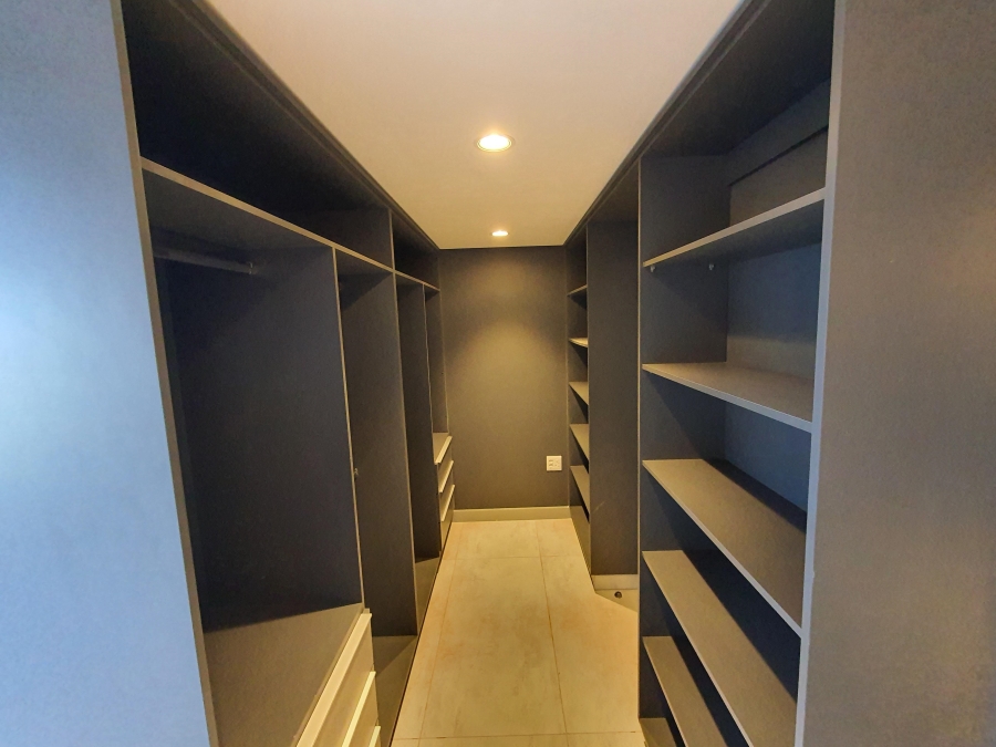 2 Bedroom Property for Sale in Umhlanga Ridge KwaZulu-Natal
