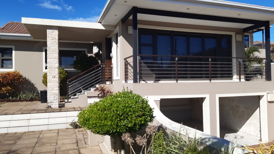 To Let 3 Bedroom Property for Rent in Amanzimtoti KwaZulu-Natal