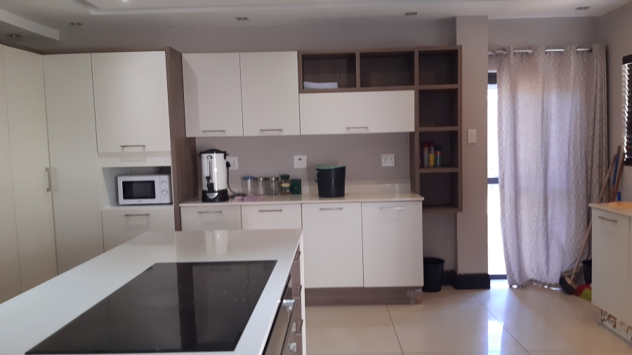 To Let 3 Bedroom Property for Rent in Amanzimtoti KwaZulu-Natal