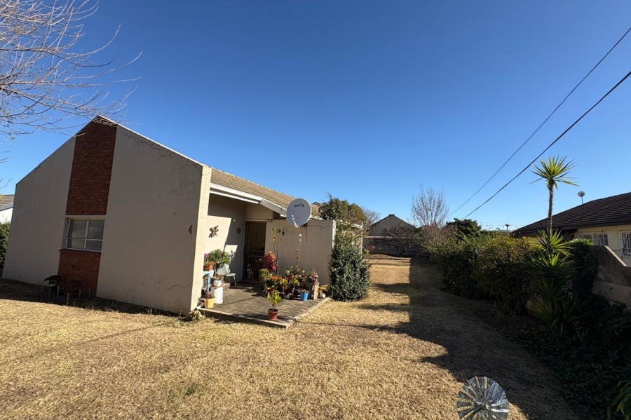 3 Bedroom Property for Sale in Huttenheights KwaZulu-Natal