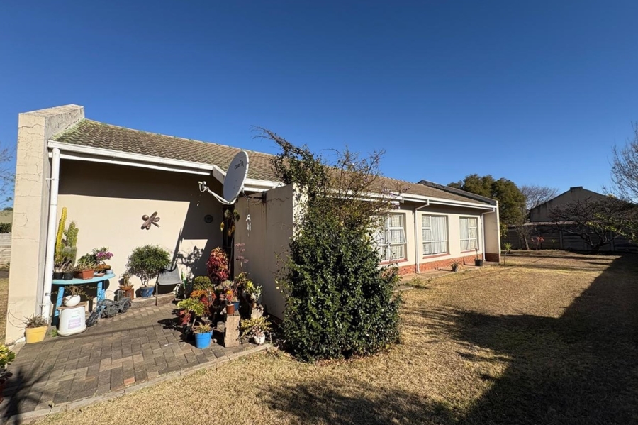3 Bedroom Property for Sale in Huttenheights KwaZulu-Natal