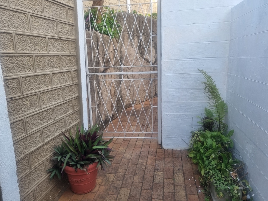 To Let 0 Bedroom Property for Rent in Sunningdale KwaZulu-Natal