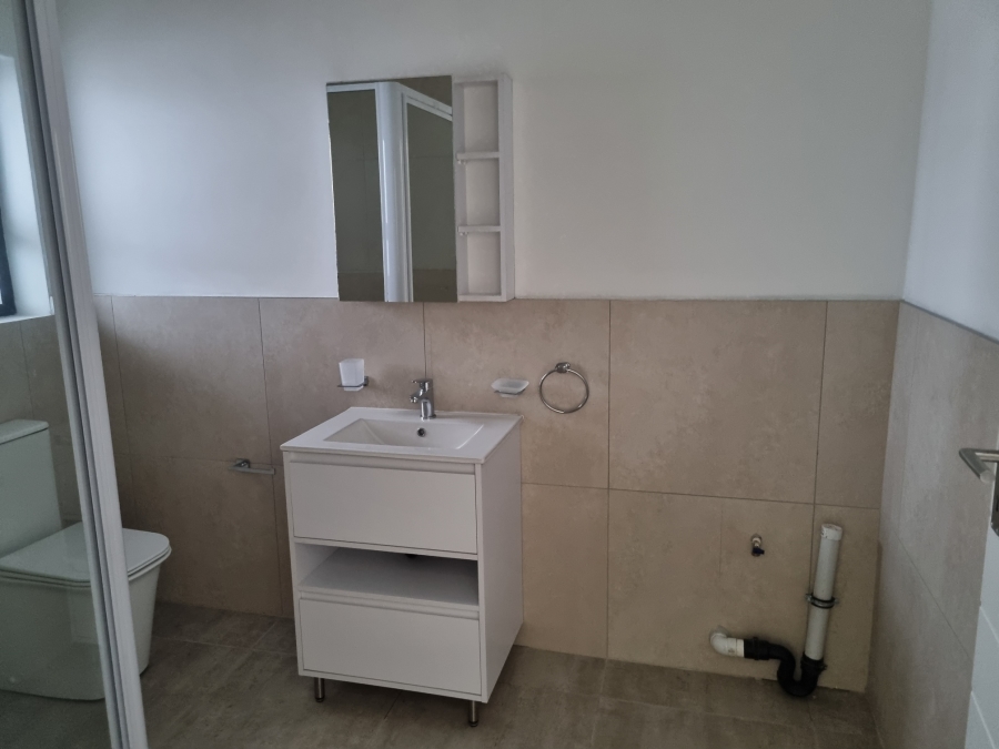 To Let 3 Bedroom Property for Rent in La Mercy KwaZulu-Natal