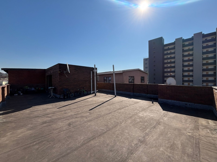 2 Bedroom Property for Sale in Overport KwaZulu-Natal
