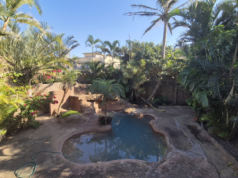 4 Bedroom Property for Sale in Tinley Manor KwaZulu-Natal