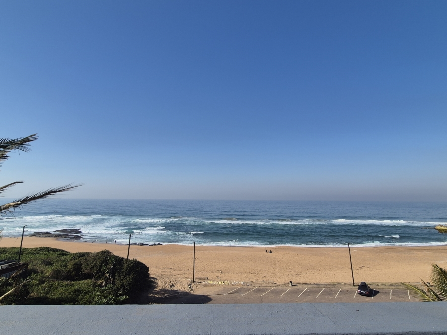 4 Bedroom Property for Sale in Tinley Manor KwaZulu-Natal