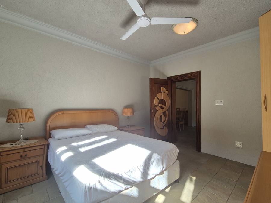4 Bedroom Property for Sale in Tinley Manor KwaZulu-Natal