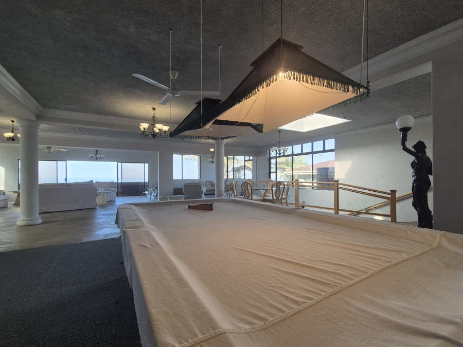 4 Bedroom Property for Sale in Tinley Manor KwaZulu-Natal