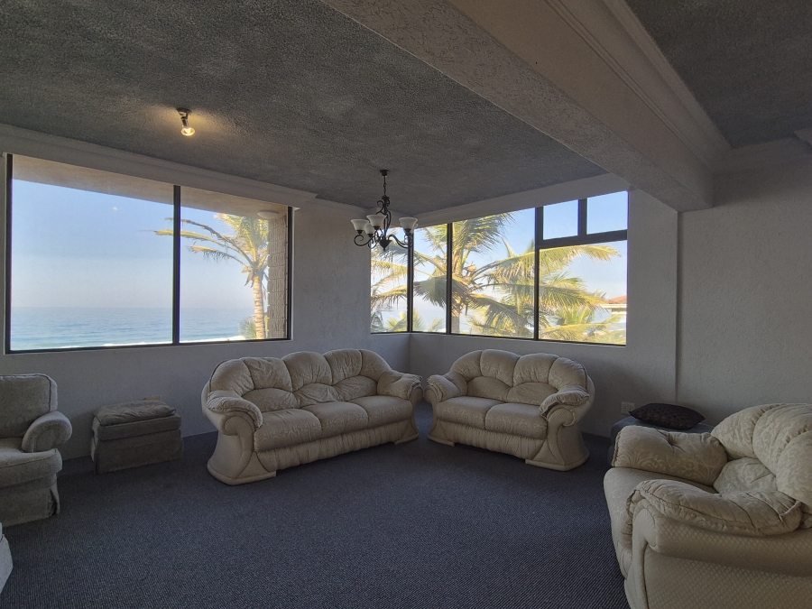4 Bedroom Property for Sale in Tinley Manor KwaZulu-Natal