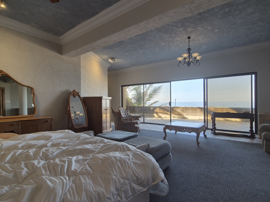 4 Bedroom Property for Sale in Tinley Manor KwaZulu-Natal